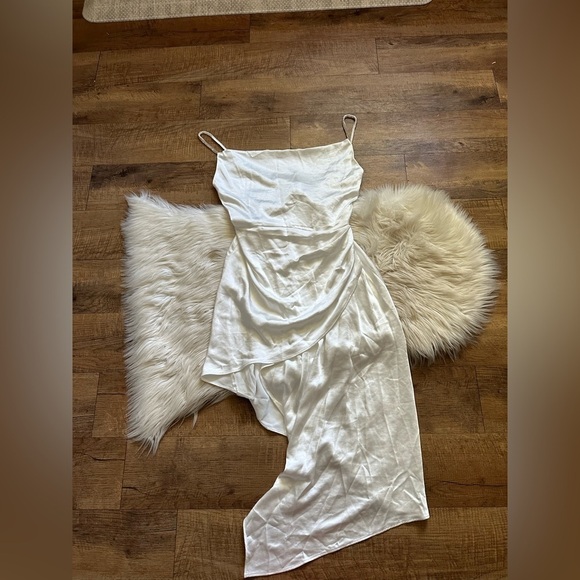 ELLIATT x REVOLVE Jacinda Dress In White - Picture 3 of 5